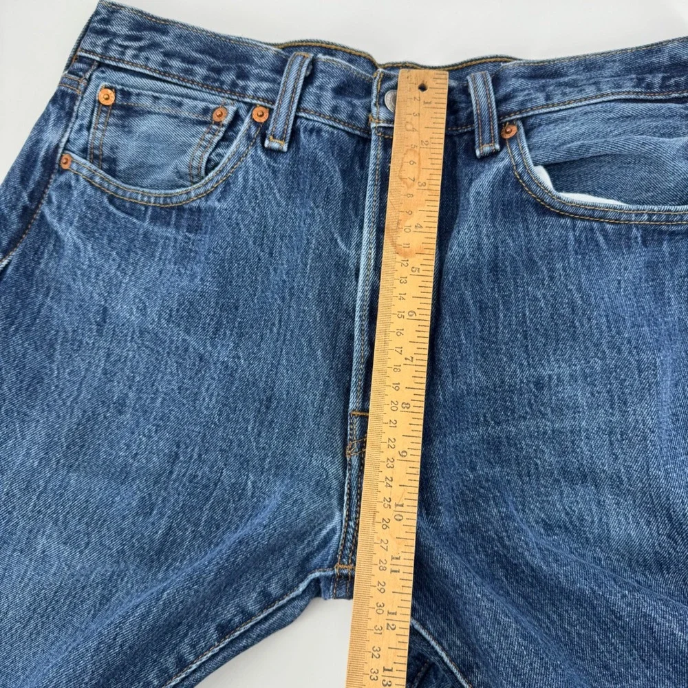 Levis classic straight